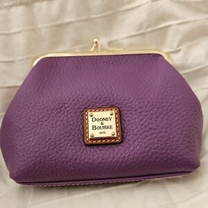 Dooney & Bourke kisslock wallet